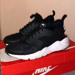 Nike Air Huarache Run Ultra